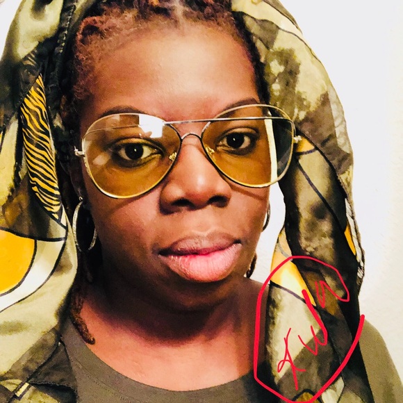 (NWT) Designer KWN eyewear - Picture 5 of 8